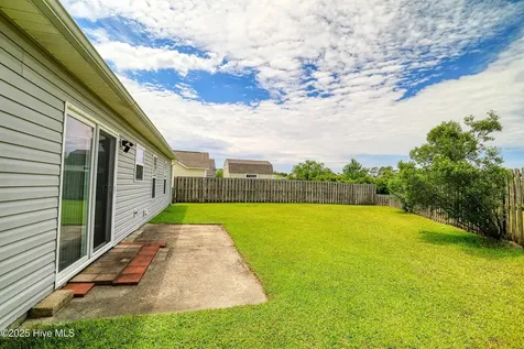 229 Red Carnation Drive Holly Ridge NC 28445