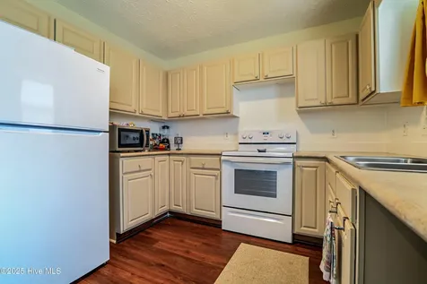 229 Red Carnation Drive Holly Ridge NC 28445