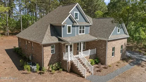 225 Lakeway Drive West End NC 27376