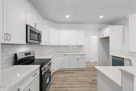 225 Lakeway Drive West End NC 27376