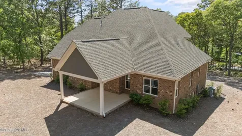 225 Lakeway Drive West End NC 27376