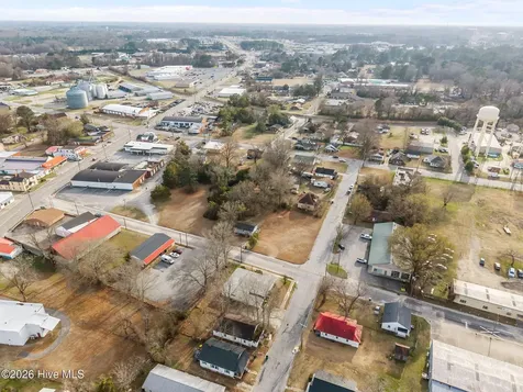 300 S Pearl Street Williamston NC 27892