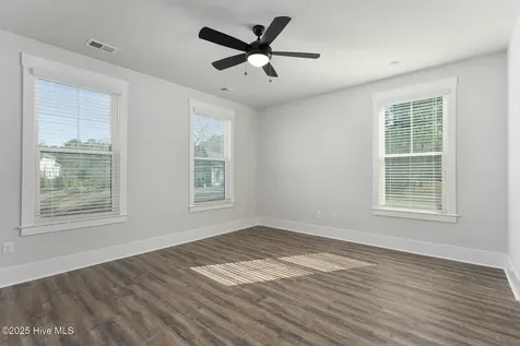 755 Hollybriar Loop Road SE Bolivia NC 28422