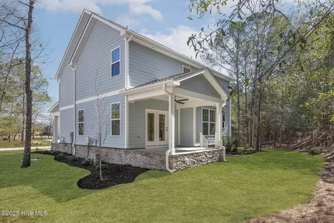 738 Hollybriar Loop Road SE Bolivia NC 28422