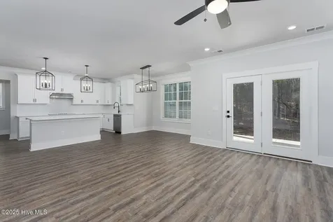 738 Hollybriar Loop Road SE Bolivia NC 28422