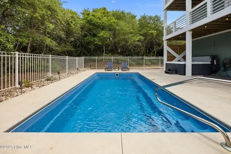 6 Bottlenose Boulevard North Topsail Beach NC 28460