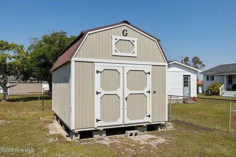 139 Diamond City Drive Harkers Island NC 28531