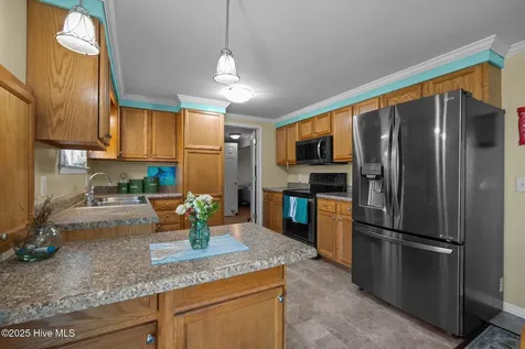 139 Diamond City Drive Harkers Island NC 28531