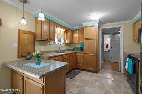 139 Diamond City Drive Harkers Island NC 28531