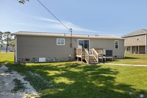 139 Diamond City Drive Harkers Island NC 28531
