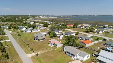 139 Diamond City Drive Harkers Island NC 28531