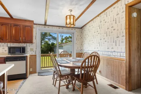 118 Diamond City Drive Harkers Island NC 28531