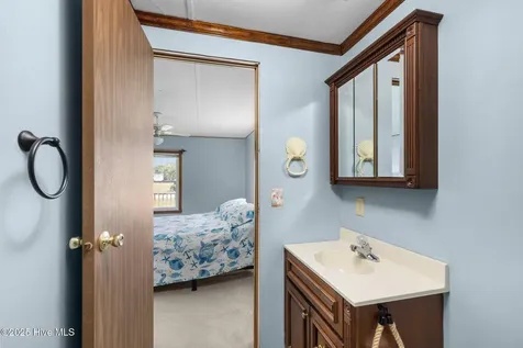 118 Diamond City Drive Harkers Island NC 28531