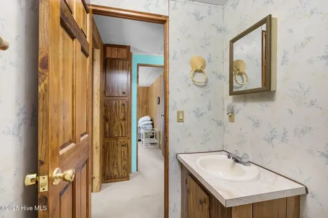 118 Diamond City Drive Harkers Island NC 28531