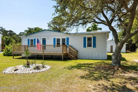 118 Diamond City Drive Harkers Island NC 28531