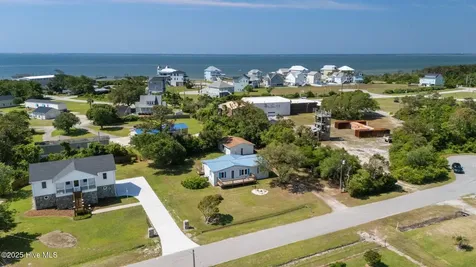 118 Diamond City Drive Harkers Island NC 28531