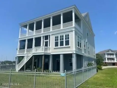 409 Moss Way Washington NC 27889