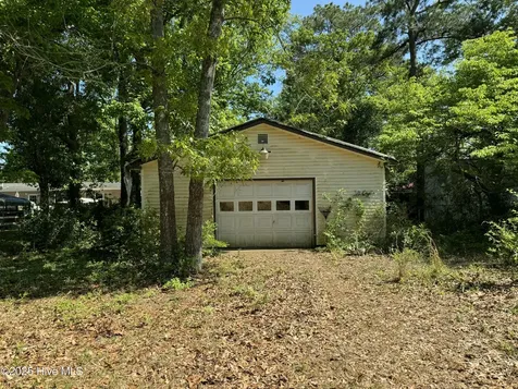 2213 Forest Drive SW Supply NC 28462