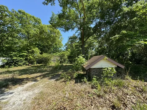 2213 Forest Drive SW Supply NC 28462