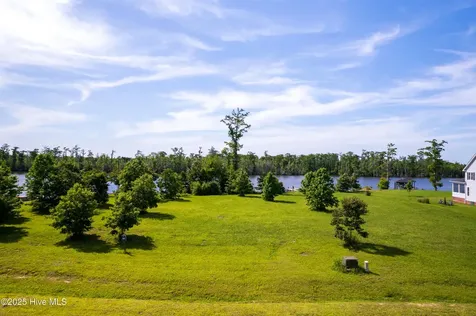 348 Plantation Circle Edenton NC 27932