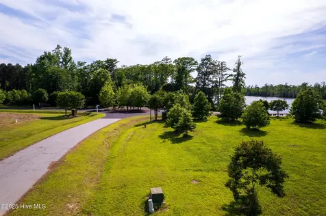 348 Plantation Circle Edenton NC 27932