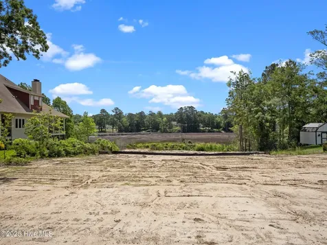 240 White Oak Bluff Road Stella NC 28582