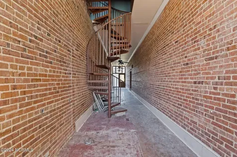 113-117 W Water Street Plymouth NC 27962