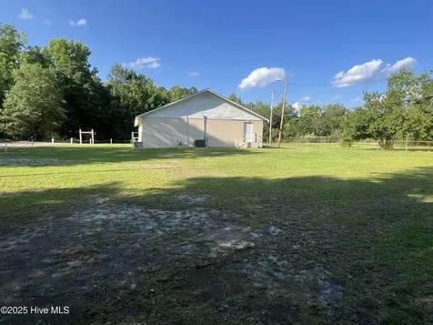 101 Railroad Street Rockingham NC 28379
