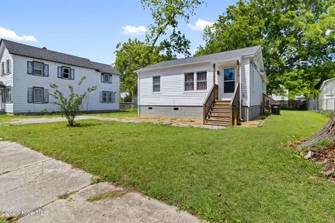 406 Walnut Street Elizabeth City NC 27909