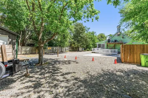 105 E Brown Street Southport NC 28461