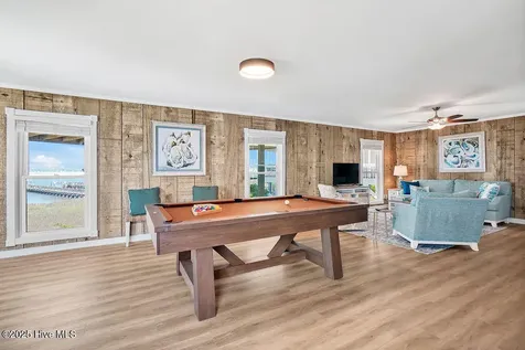 6008 W Beach Drive Oak Island NC 28465