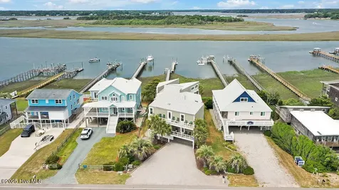 6008 W Beach Drive Oak Island NC 28465