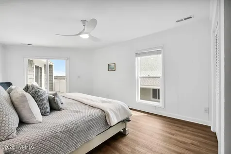 6008 W Beach Drive Oak Island NC 28465