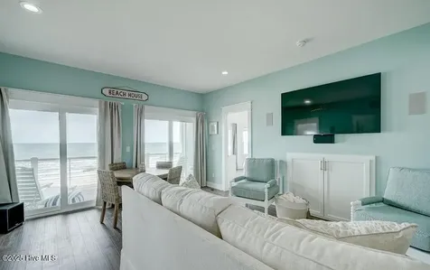 30 Porpoise Place North Topsail Beach NC 28460