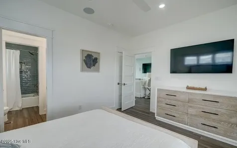 30 Porpoise Place North Topsail Beach NC 28460