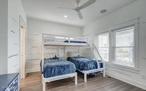 30 Porpoise Place North Topsail Beach NC 28460