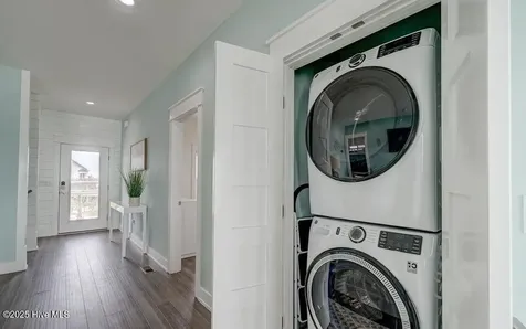 30 Porpoise Place North Topsail Beach NC 28460