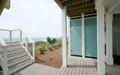 30 Porpoise Place North Topsail Beach NC 28460
