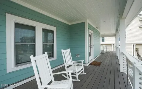 30 Porpoise Place North Topsail Beach NC 28460