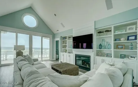 30 Porpoise Place North Topsail Beach NC 28460