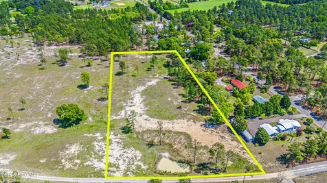 420 Huntland Road Vass NC 28394