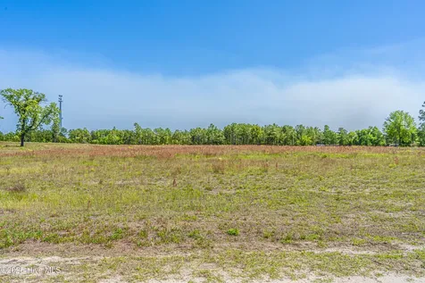 420 Huntland Road Vass NC 28394