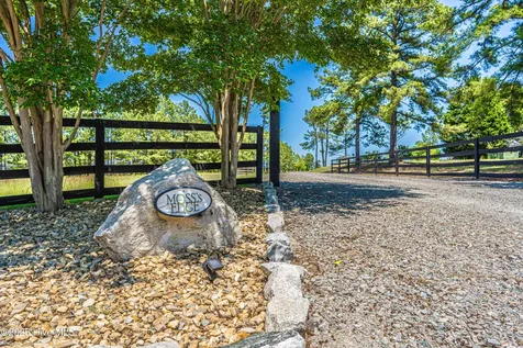 420 Huntland Road Vass NC 28394