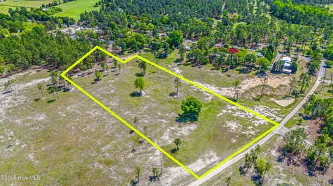 430 Huntland Road Vass NC 28394