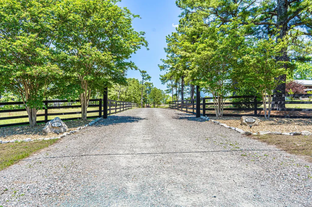 Lot 4 Huntland Road Vass NC 28394