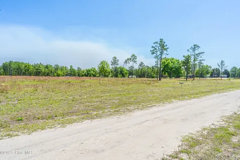 440 Huntland Road Vass NC 28394