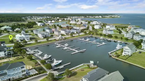 818 Cannonsgate Drive Newport NC 28570