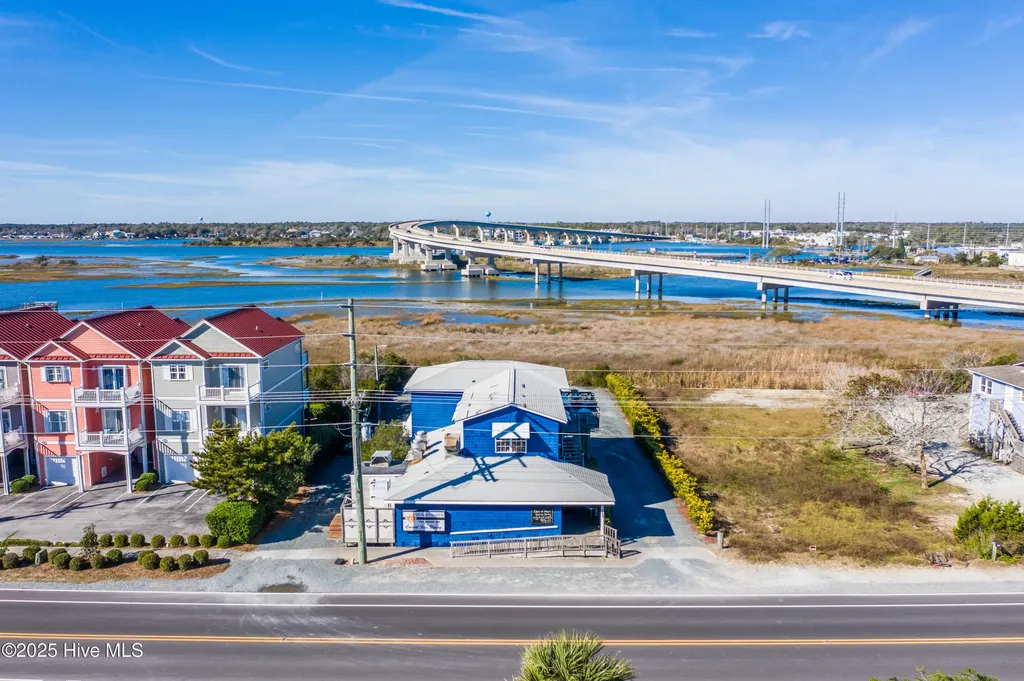 211 S Topsail Drive Surf City NC 28445
