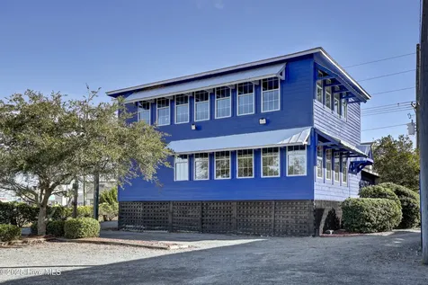 211 S Topsail Drive Surf City NC 28445