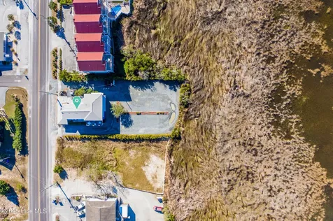 211 S Topsail Drive Surf City NC 28445